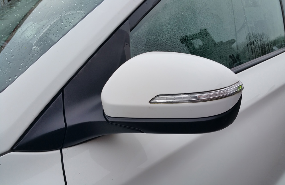 Hyundai I20 MPI SE Door mirror passenger side front electric